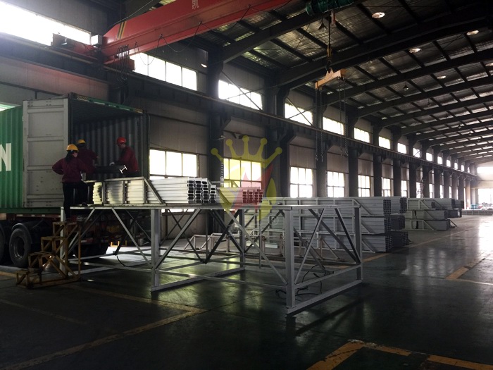 �X�ͲĹ������b܇�F��